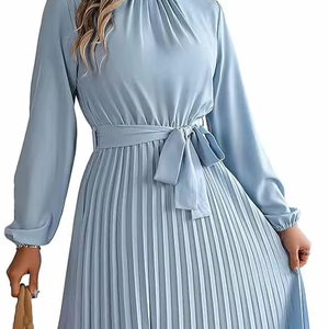 فستان سهرة أنيق وصديق للبيئة بنقشة زهور وياقة عالية وأكمام كاملة مع كشكشة - قابل لإعادة الاستخدام - Product Image 1