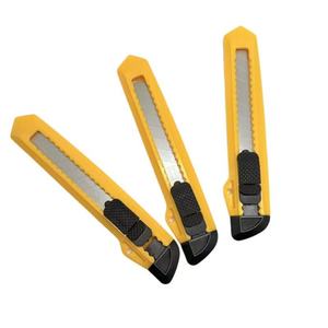 סכין חיתוך ניידת עמידה וקלת משקל באיכות גבוהה, סכין רב תכליתית עם ידית פלסטיק נשלפת - Product Image 4