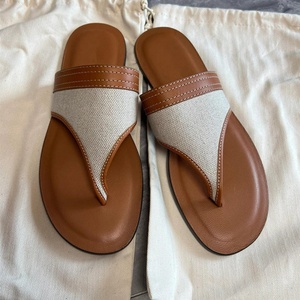 Outdoor Beach Men flip flops Slippers Leather Flat <b>Shoes</b> Anti-slip Designer Women Casual <b>shoes</b> Flat Sandals walking style <b>Shoes</b> - Product Image 1