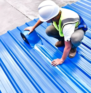 Rollo impermeabilizante para techos de acero de color, autoadhesivo y aislante - Product Image 2