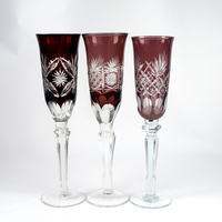Fabricant de verres de bar en cristal de couleur rouge rubis et bleu personnalisés ensemble de gobelets à vin en métal taillés à la main vente directe d'usine