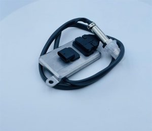 เซ็นเซอร์ไนโตรเจนออกซิเจนคุณภาพดี เหมาะสำหรับรถบรรทุก <span class=keywords><strong>VOLVO</strong></span> <span class=keywords><strong>FH</strong></span> FM รุ่น 5WK96664E 21567736 เซ็นเซอร์ <span class=keywords><strong>NOx</strong></span> - Product Image 5