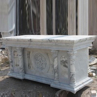 Piliers d'ange en marbre naturel sculpté à la main sur mesure pour église catholique, table d'autel avec piliers pour la prière