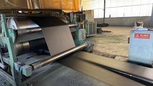 DIN standart 15Mpa kauçuk konveyör bant aşınmaya dayanıklı EP400/3 4 + <span class=keywords><strong>2</strong></span> kat kumaş kemer madencilik ocağı kum için - Product Image 3