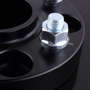 <span class=keywords><strong>Adaptateur</strong></span> de roue personnalisé en aluminium de haute qualité 5x114.3 à <span class=keywords><strong>5x100</strong></span> 5x108 5x110 <span class=keywords><strong>5x112</strong></span> 5x115 5x120 5x130 5x139.7 5x150 Entretoises de roue - Product Image 2