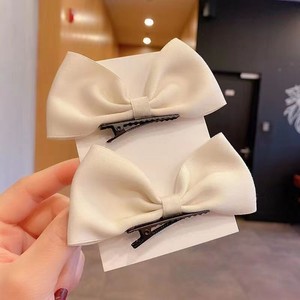 Korean style new 3D <b>bow</b> hair <b>clip</b>, popular online girl hair <b>clip</b> with beaded embellishments, sweet top <b>clip</b> for little girls. - Product Image 4