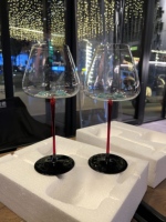 Vente en gros de verre à pied haut en cristal de luxe coupe à vin rouge Château de Bordeaux coupe à champagne encastrée rouge noir tasse à vin en verre