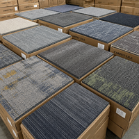 Moquette de bureau 24x24 pour la vente au détail avec support en PVC durable, dalles de moquette commerciales pour intérieurs professionnels - Fourniture en gros pour projets