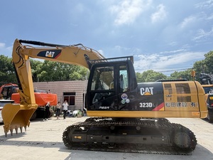 Excavadora de cadenas Cat 323DL usada con pocas horas de trabajo, excavadora hidráulica original Caterpillar de 23 toneladas para movimiento de tierras y construcción. - Product Image 4