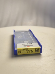 Inserto de Carburo ZCC TCMT 110204 EF, Inserto CNC Personalizable OEM con Recubrimiento <span class=keywords><strong>PCD</strong></span>/PVD, Alta Dureza (>90), Herramienta de Fresado y Torneado - Product Image 4