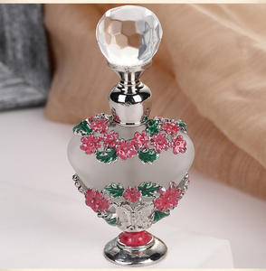 Envase de Perfume de Vidrio Reutilizable de 5 ml con Tapa de Corona y Estampado en Caliente para Regalo de Mujer - Product Image 3