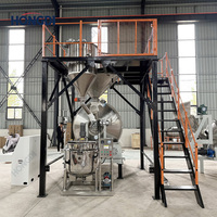 Ligne de production liquide automatique avec système de pesage à moteur AC et réservoir de réaction intégré 316L pour boissons, sirops et produits laitiers