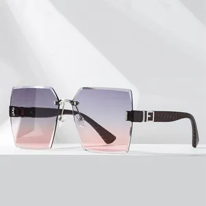 lunettes de soleil 2023 silver logo rimless square F design unisex designer shades fashion original clear sunglasses women