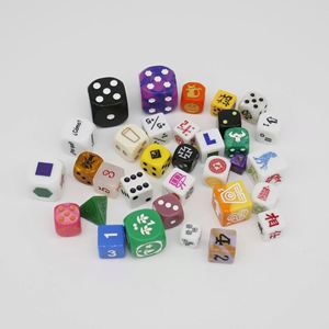 Dés personnalisés en plastique acrylique avec logo imprimé ou gravé, 12 mm, 14 mm, 16 mm, 18 mm, 20 mm, 22 mm, 25 mm - Product Image 5