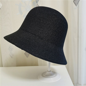 Vente en gros de chapeaux de paille tissés pliables de protection solaire pour femmes chapeaux de seau d'été casquettes de plage en plein air - Product Image 2