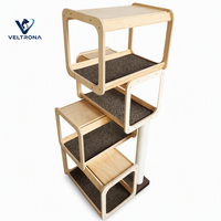 Arbre à chat multi-niveaux en bois, structure en contreplaqué de bouleau, plateformes moquettées, poteau à gratter en sisal, mobilier d'intérieur, vente en gros
