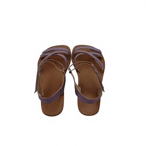 <span class=keywords><strong>Sandales</strong></span> plates sexy d'été pour femmes TipsieToes, à enfiler, en cuir véritable noir, respirantes, à rayures, avec boucle - Product Image 4