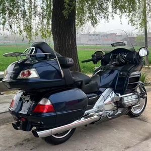 Moto de tourisme d'<span class=keywords><strong>occasion</strong></span> Honda Gold Wing GL1800, 1800 cm³, six cylindres horizontaux, cruiser de luxe pour les longues distances - Product Image 6