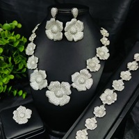 Ensemble de bijoux extravagant en zirconiums entièrement sertis de diamants, plaqué or 24 carats, pour mariage, fiançailles, fête, collier, boucles d'oreilles, bracelet, bague unisexe