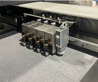 Máquina troqueladora digital de etiquetas en rollo de alta precisión con 4 cabezales de corte, motorizada, de fábrica directa de China, con ancho máximo de material de 340 mm