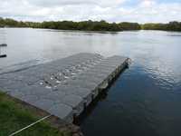 Blocs flottants modulaires en plastique sur mesure pour quai de marina, ponton flottant pour plateforme de bateau