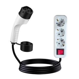 Nouvel adaptateur de prise <span class=keywords><strong>V2L</strong></span> en gros TYPE1/TYPE2/<span class=keywords><strong>Tesla</strong></span> - Product Image 1
