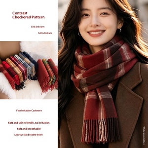 Écharpe en polyester à l'aspect cachemire à carreaux pour l'automne et l'hiver, look festif de style coréen, <span class=keywords><strong>snood</strong></span> et châle longs rouges pour femmes adultes - Product Image 4