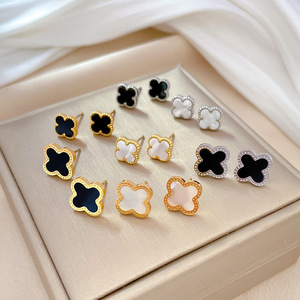 Pendientes de Trébol con Carcasa de Acero Inoxidable, Estilo Minimalista y Moderno, Pendientes Unisex, Joyería Elegante para Banquetes - Product Image 3
