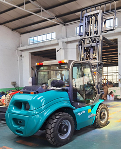 Pan Sea Fabrikpreis 3 Tonnen Diesel-Gabelstapler 4x4 4WD CE ISO Zuverlässige Leistung Diesel-Teleskop-Gabelstapler-Kran - Product Image 6