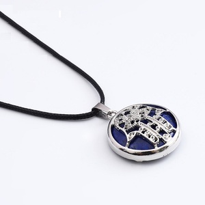 Colgante de aleación con piedra Natural, <span class=keywords><strong>Hamsa</strong></span> de <span class=keywords><strong>la</strong></span> suerte, Fátima, con incrustaciones populares, collar negro - Product Image 2