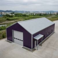 Entrepôt à structure métallique avec aménagement de stockage flexible et planification intégrée pour les opérations industrielles