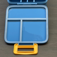 Tragbare 4-Fach Edelstahl Bento-Box Auslaufsicherer Geteilter Lunchbehälter mit Transparentem Deckel Mikrowellengeeignet