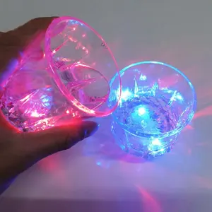 Tazza Creativa con Sette Colori Cangianti, Speciale per Bar, Tazza LED Luminosa - Product Image 1