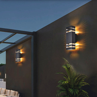 Luz de pared hacia arriba y hacia abajo Pasillo Balcón Lámpara de jardín simple Villa Foco de pared exterior Lámpara de pasillo Lámpara de pared impermeable LED