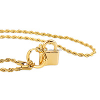 Collier pendentif cœur massif avec fermoir marin et chaîne torsadée, logo gravé, bijou cœur