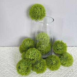 Tête de fleur d'œillet artificiel vert Meng Jie 10 cm, boule pointue, décoration pour la maison, salon, arrangement de bureau - Product Image 1
