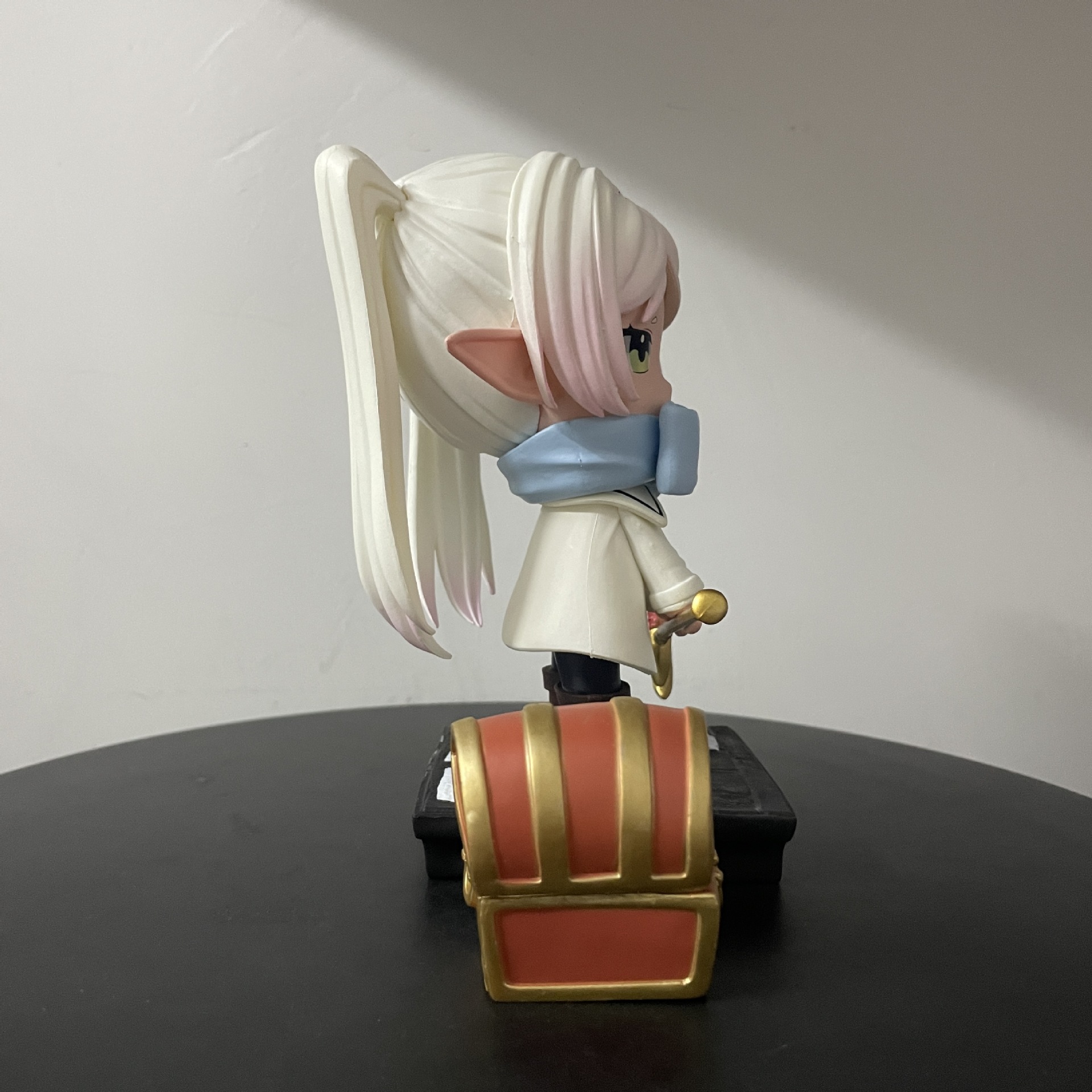 frieren beyond journeys end figure