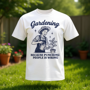 Camiseta de jardinería con la frase: Porque golpear a las personas es malo - Product Image 3