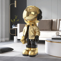 Kreative Astronauten-Wohnzimmer-Dekoration, Große Boden-Stehlampe für Sofa oder TV-Schrank, Leichte Luxus-Heimdekoration als Astronautenfigur