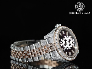 Reloj con Incrustaciones de Diamantes de Moissanita en Oro y Oro Rosa, Estilo Rap y Cultura Urbana, Disponible a Precio de Fábrica - Product Image 2