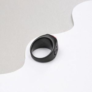 패션 새로운 디자인 남성 스테인레스 스틸 링 빈티지 블랙 밴드 링 레드 스톤 남성용 반지 - Product Image 6