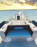 Bateau ponton de luxe en aluminium de 18 pieds pour la pêche dans les petits lacs, moteur hors-bord, à vendre
