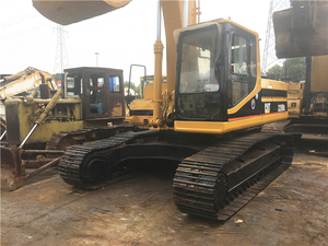 Vente directe Fictory : Excavatrice sur chenilles CAT 320BL, équipement de construction hydraulique, machinerie lourde d'occasion en bon état - Product Image 6