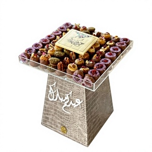 Bandeja de acrílico de lujo premium para chocolate con base, bandeja de regalo para exhibir postres de Ramadán. - Product Image 1