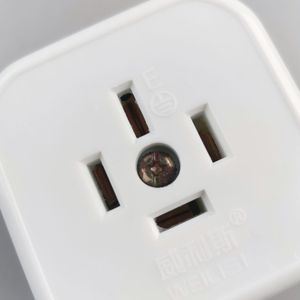Enchufe Eléctrico Willis de 16A, Trifásico, Cuatro Cables, Blanco, 230V - Product Image 4