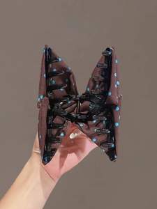 Barrettes à cheveux rétro à pois avec nœud mignon, pinces à cheveux triangulaires en tissu vintage pour femmes, accessoires capillaires antidérapants Kawaii pour les fêtes - Product Image 6