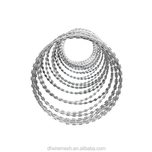 Alambre de Púas de Acero Inoxidable Galvanizado Resistente, Tipo <span class=keywords><strong>Concertina</strong></span> Espiral, Diámetro de Bobina de 1250 <span class=keywords><strong>mm</strong></span> - Product Image 1