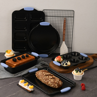Vente flash : Moule à gâteau rectangulaire en acier au carbone antiadhésif avec poignées en silicone, épaisseur 0,4 mm, compatible lave-vaisselle et four, élégant