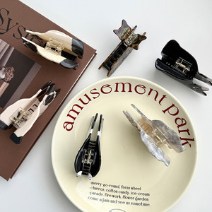 Nuova Molletta per Capelli a Forma di Gatto 2026 per Donne, Clip in Acetato a Forma di Animale per <span class=keywords><strong>il</strong></span> Collo, Fermaglio Decorativo, Fascia per Capelli, Clip a Forma di Gatto e Squalo - Product Image 3