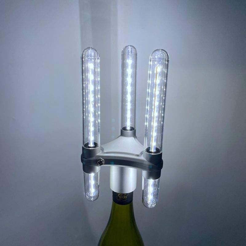 เงินกับแสงสีขาว